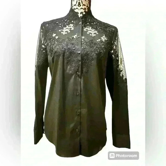 Long sleeve lace trim poplin blouse, size 4. Beautiful piece for your wardrobe. - Picture 4 of 11